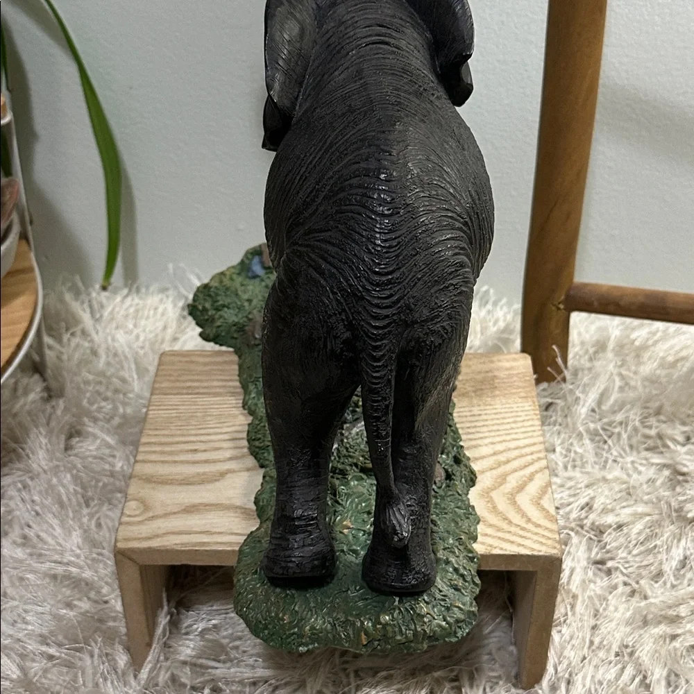 Lenox Spirit Of The Savanna Elephant Rumble Trunk Up Elephant Resin Figure Decor